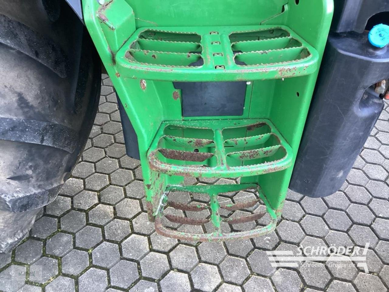 Traktor des Typs John Deere 6125 R, Gebrauchtmaschine in Norden (Bild 7)