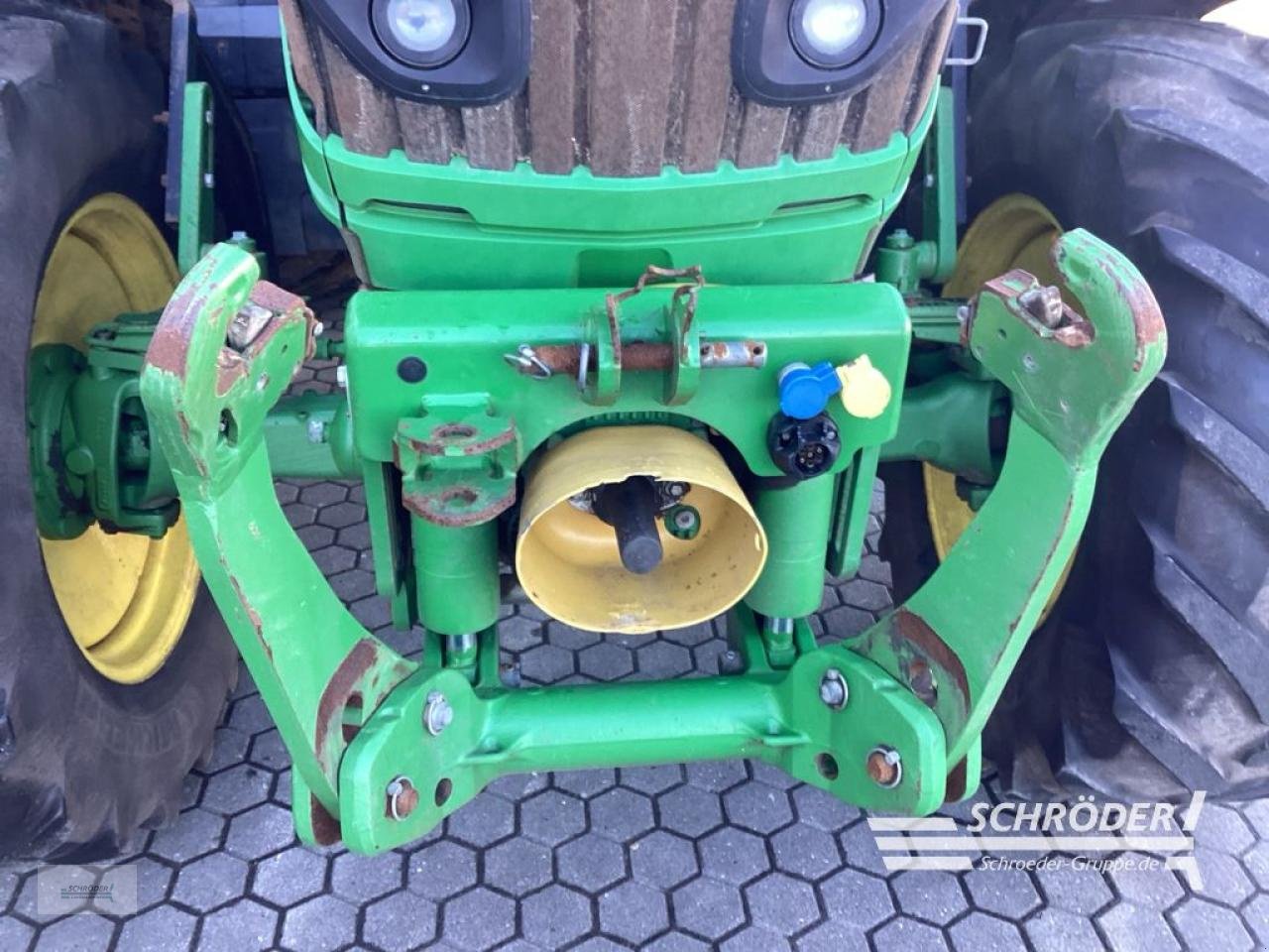 Traktor des Typs John Deere 6125 R, Gebrauchtmaschine in Norden (Bild 11)