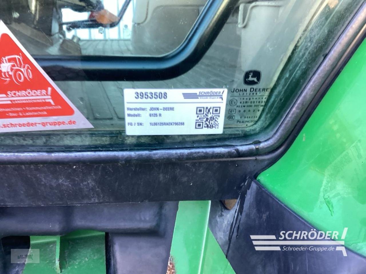 Traktor des Typs John Deere 6125 R, Gebrauchtmaschine in Norden (Bild 14)