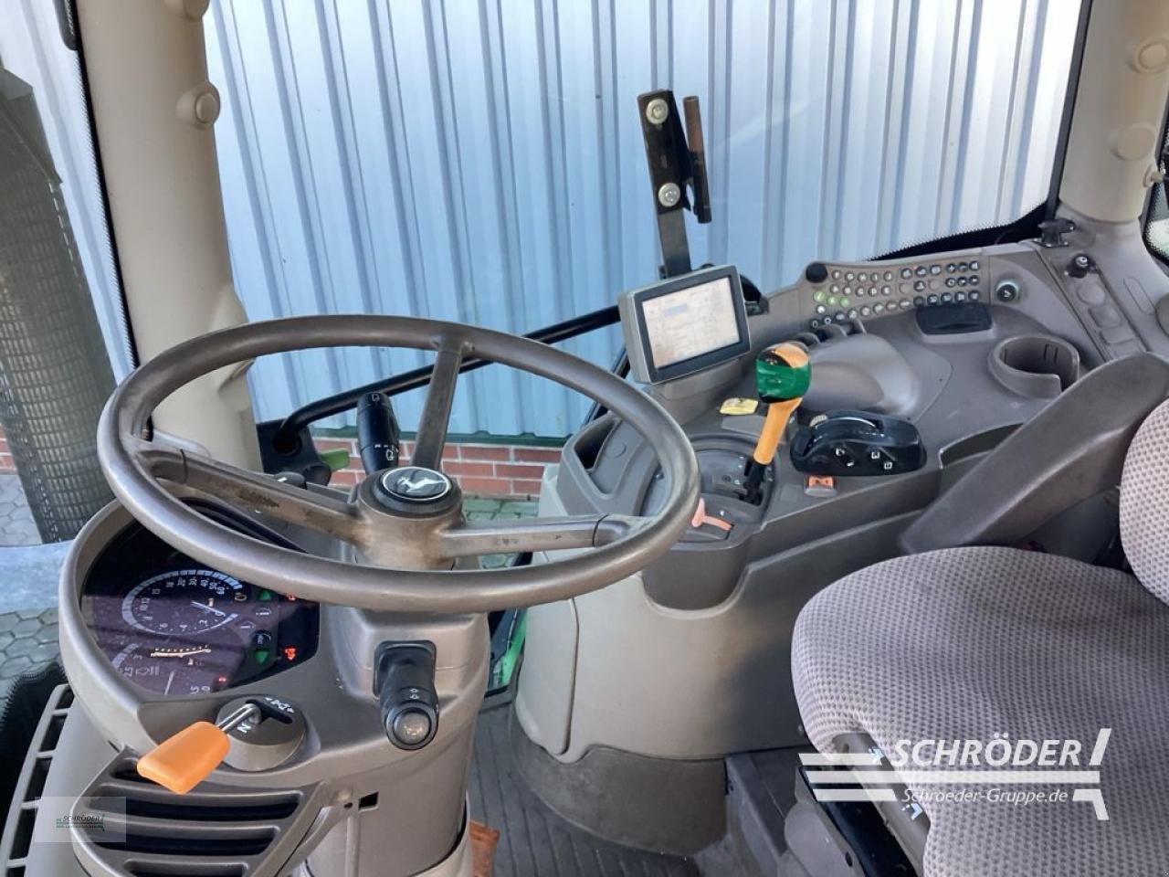 Traktor des Typs John Deere 6125 R, Gebrauchtmaschine in Norden (Bild 15)