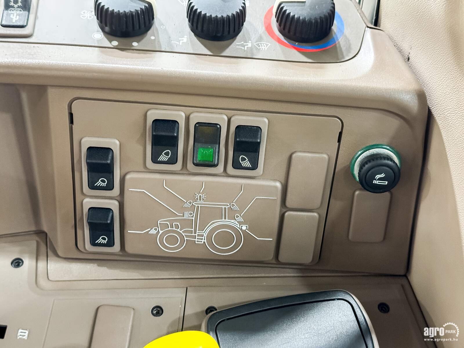 Traktor typu John Deere 6125M, Gebrauchtmaschine v Csengele (Obrázek 17)