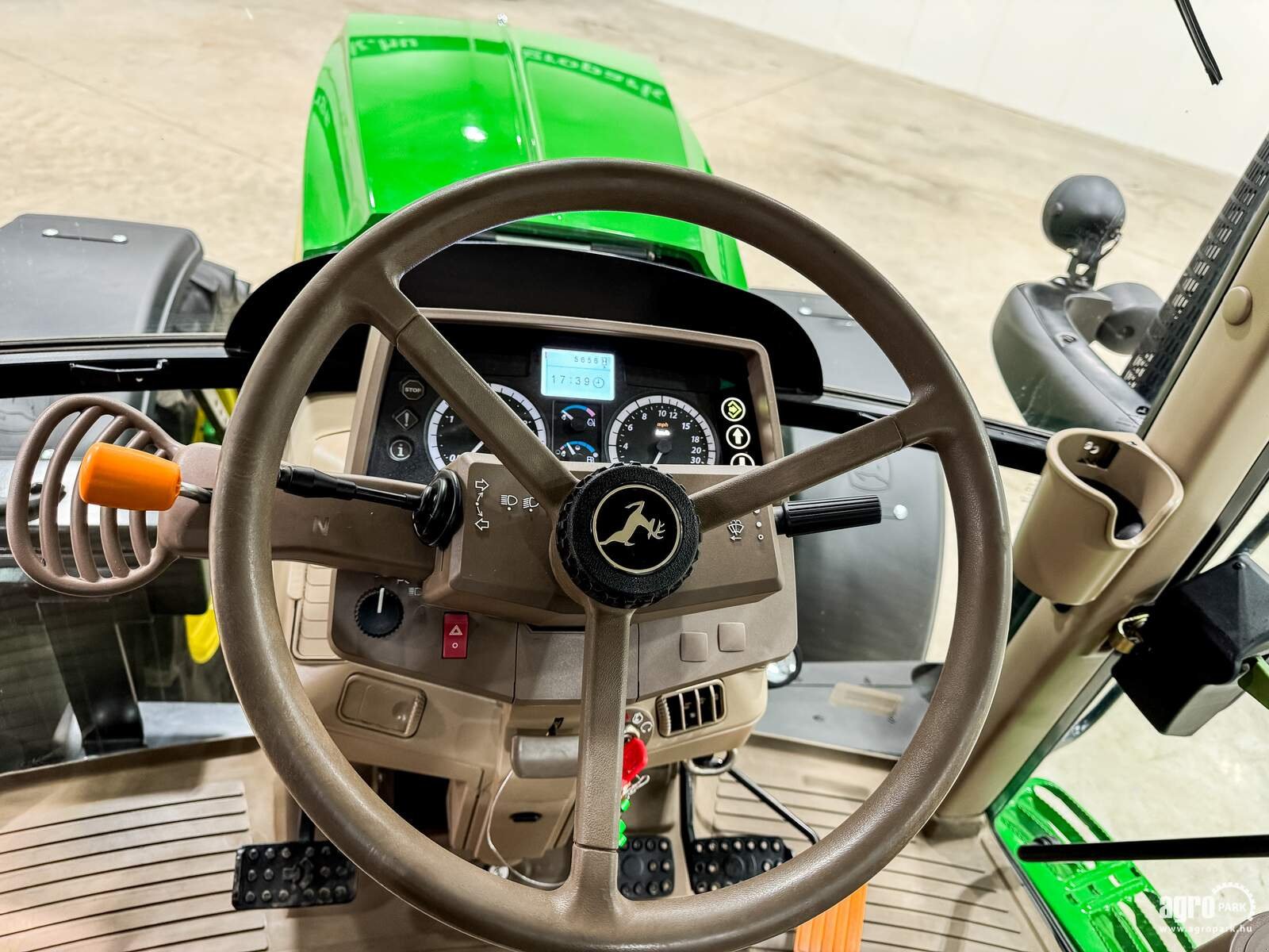 Traktor typu John Deere 6125M, Gebrauchtmaschine v Csengele (Obrázek 24)