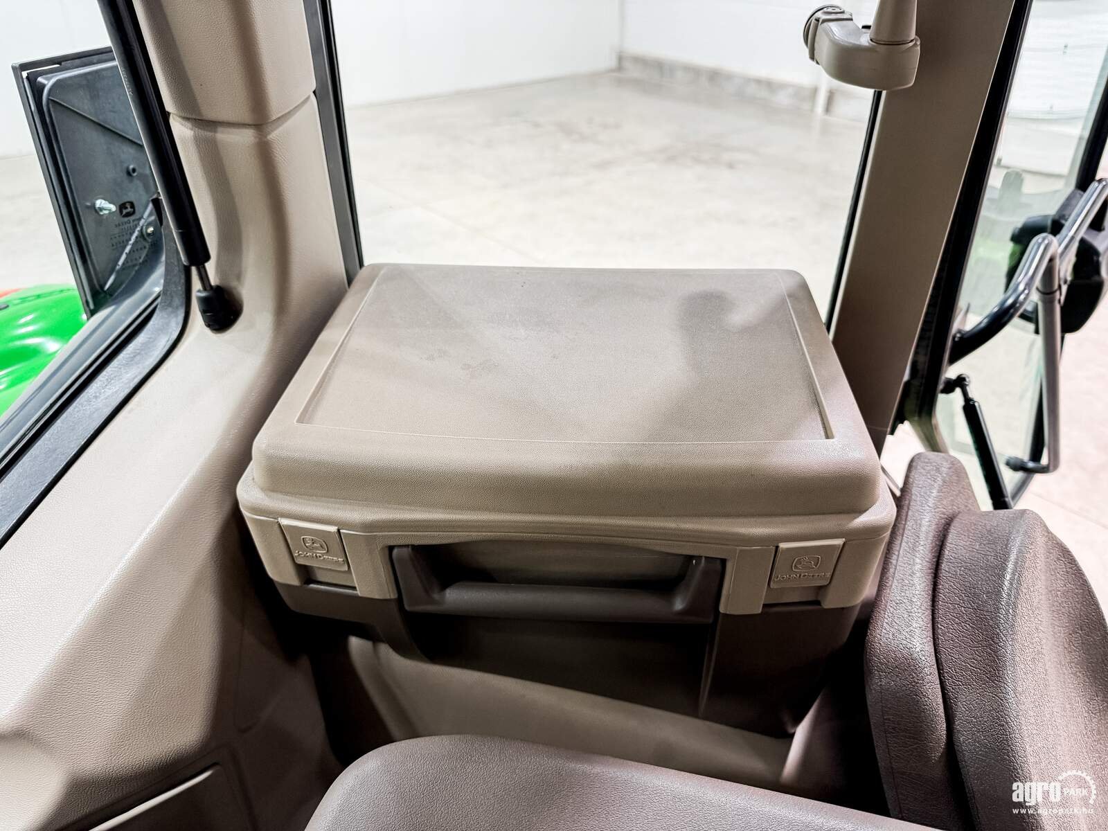 Traktor typu John Deere 6125M, Gebrauchtmaschine v Csengele (Obrázek 29)