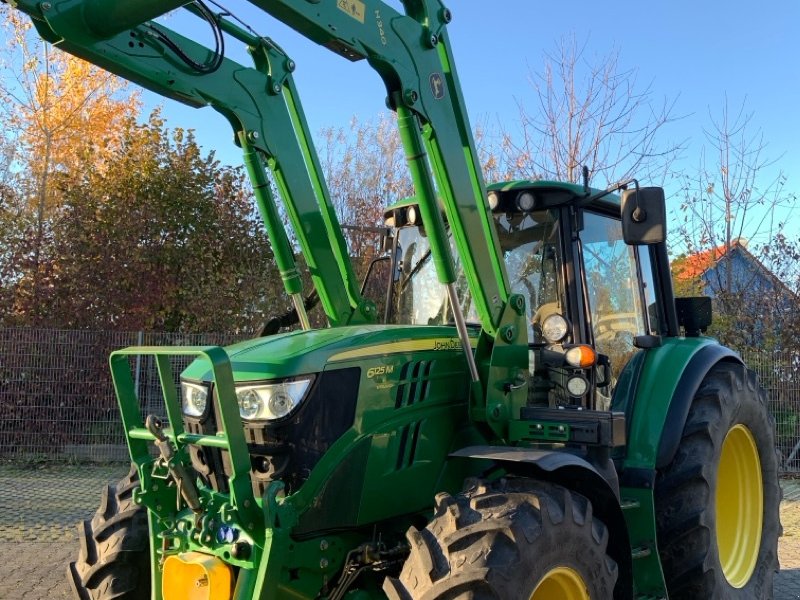 Traktor del tipo John Deere 6125M, Gebrauchtmaschine en Kandern-Tannenkirch