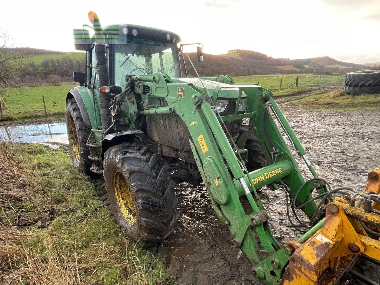 Traktor от тип John Deere 6125M, Gebrauchtmaschine в HUNTLY (Снимка 5)