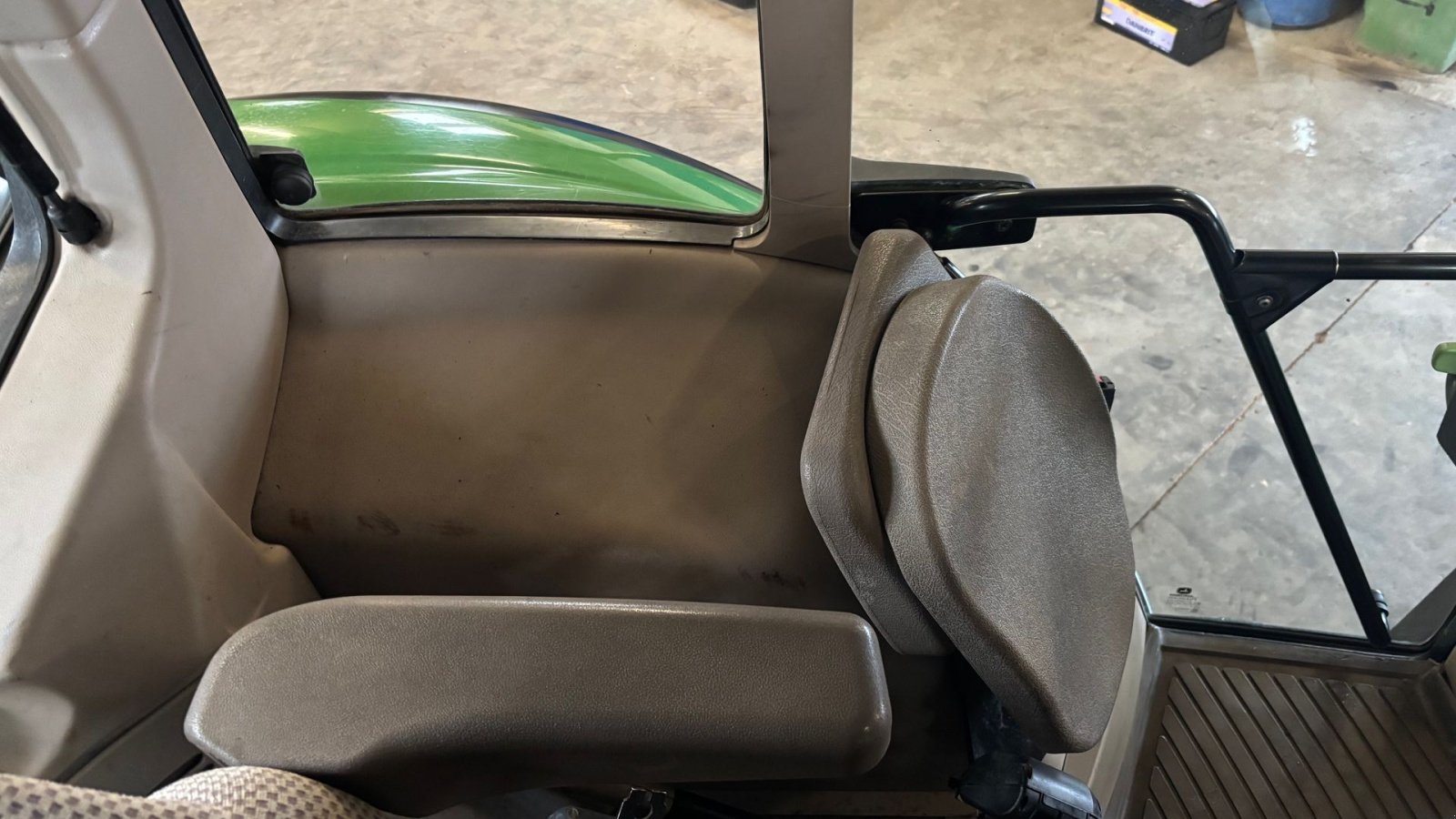 Traktor типа John Deere 6125M, Gebrauchtmaschine в Thorsø (Фотография 20)