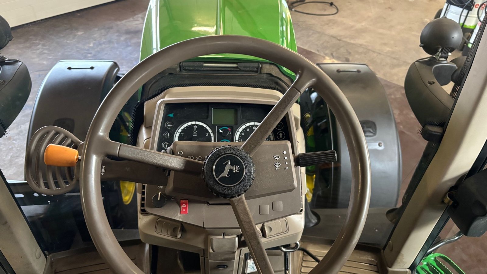 Traktor типа John Deere 6125M, Gebrauchtmaschine в Thorsø (Фотография 21)