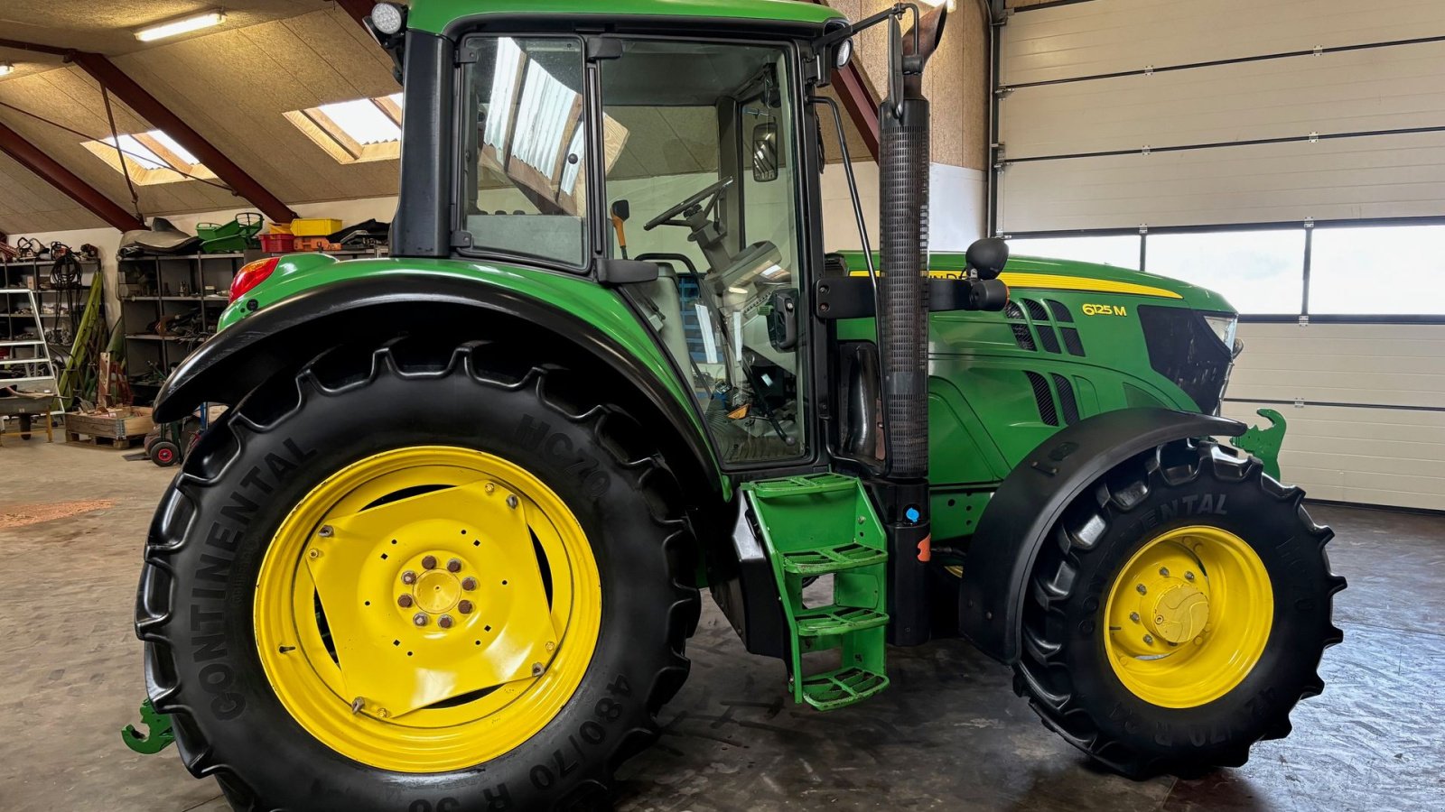 Traktor типа John Deere 6125M, Gebrauchtmaschine в Thorsø (Фотография 9)