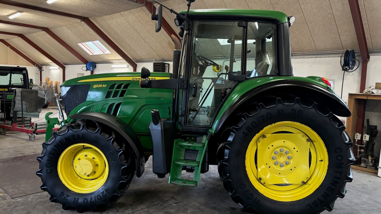 Traktor tipa John Deere 6125M, Gebrauchtmaschine u Thorsø (Slika 2)