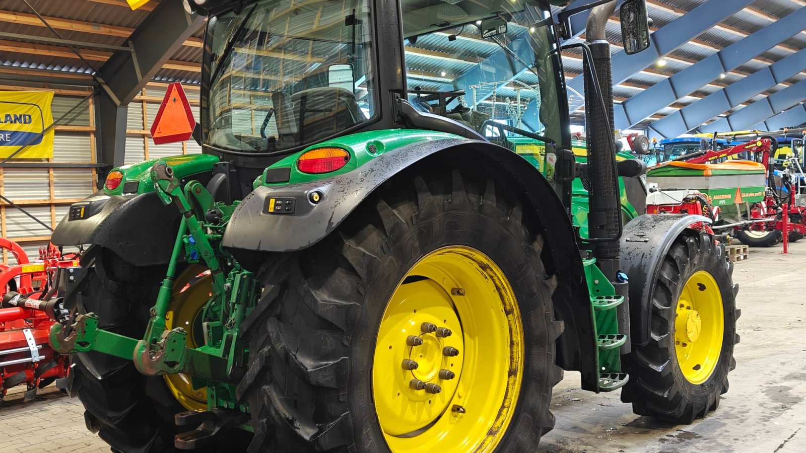 Traktor typu John Deere 6125R AutoQuad, Gebrauchtmaschine w Holstebro (Zdjęcie 3)