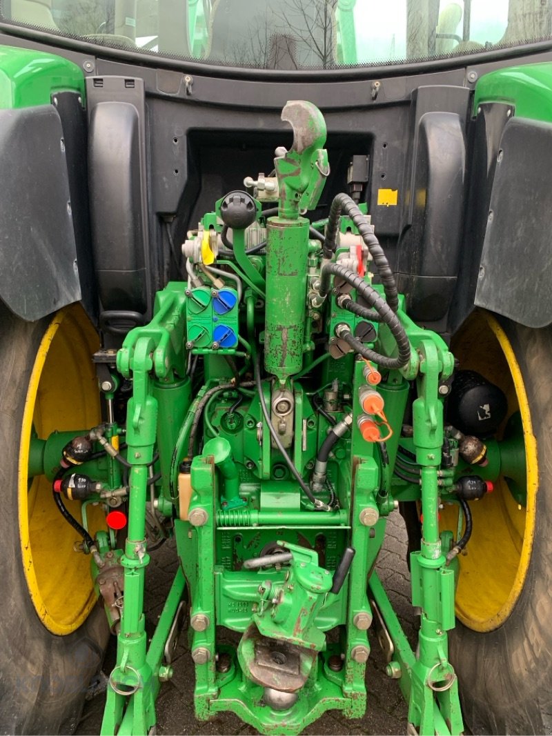 Traktor типа John Deere 6125R, Gebrauchtmaschine в Kandern-Tannenkirch (Фотография 9)