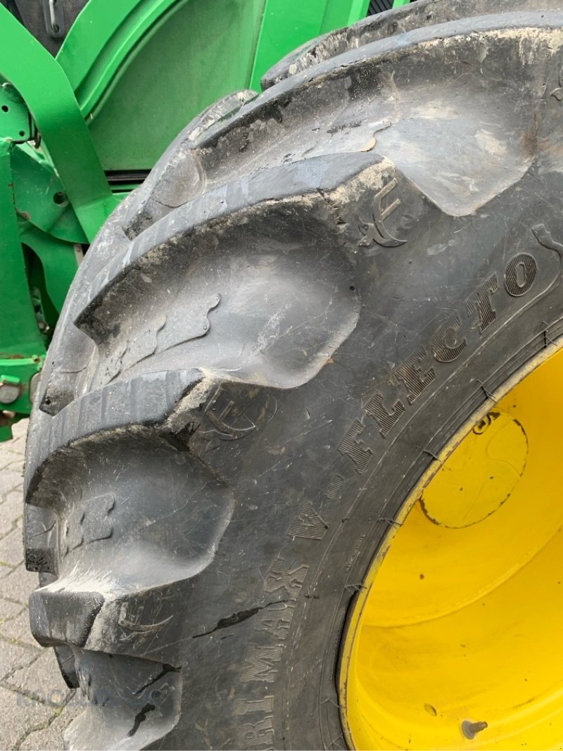 Traktor типа John Deere 6125R, Gebrauchtmaschine в Kandern-Tannenkirch (Фотография 13)