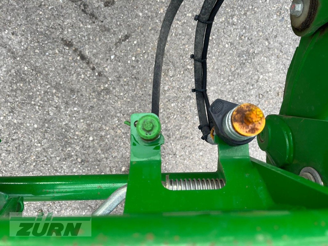 Traktor typu John Deere 6125R, Gebrauchtmaschine v Holzgünz - Schwaighausen (Obrázek 27)