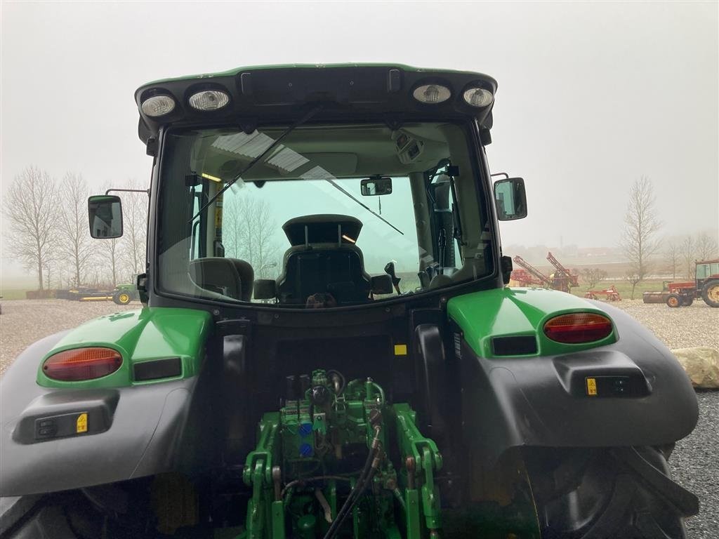 Traktor типа John Deere 6125R, Gebrauchtmaschine в Thorsø (Фотография 10)
