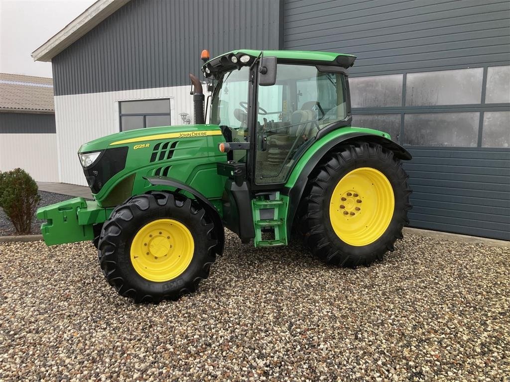 Traktor типа John Deere 6125R, Gebrauchtmaschine в Thorsø (Фотография 2)