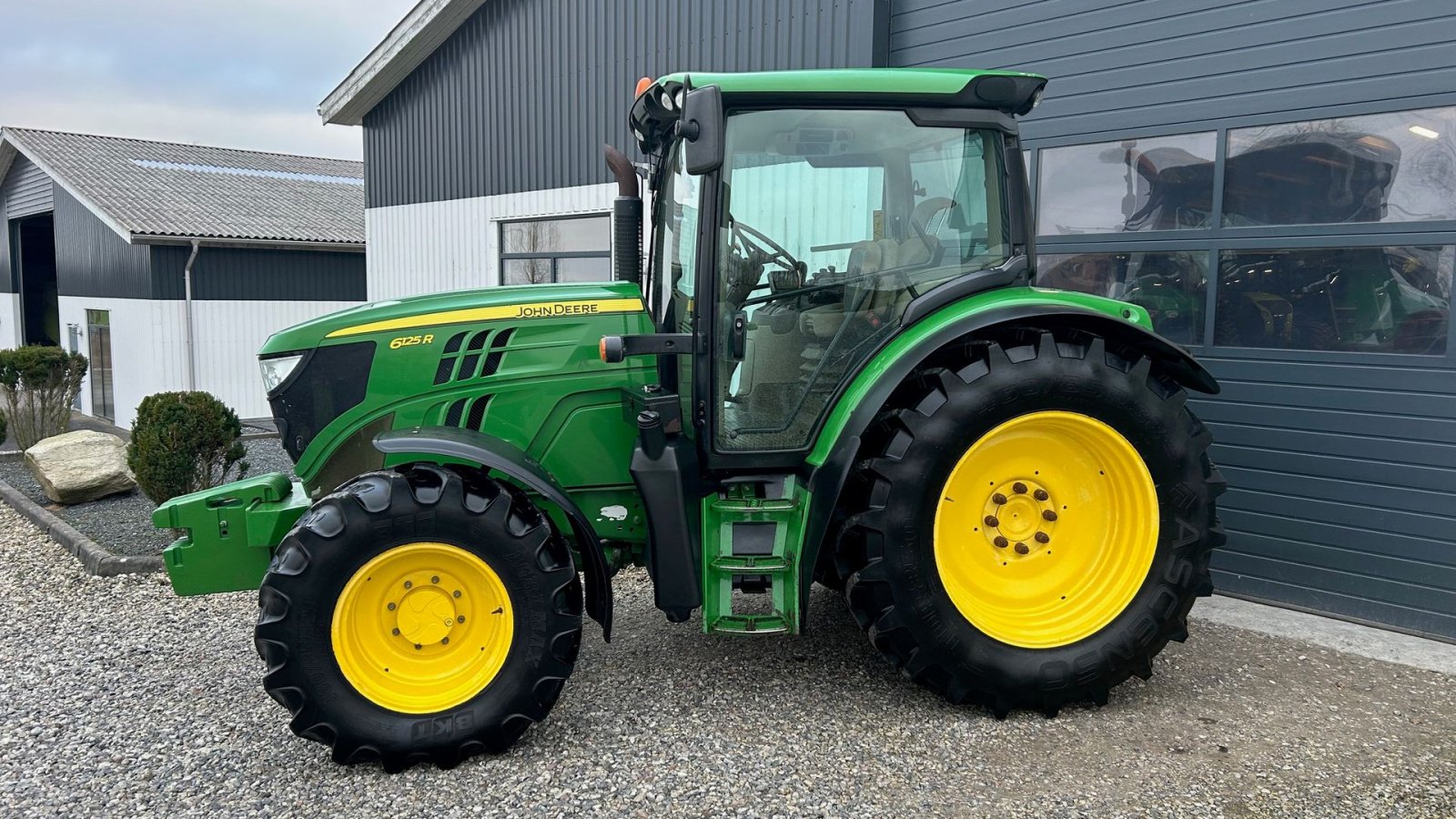 Traktor typu John Deere 6125R, Gebrauchtmaschine v Thorsø (Obrázek 2)