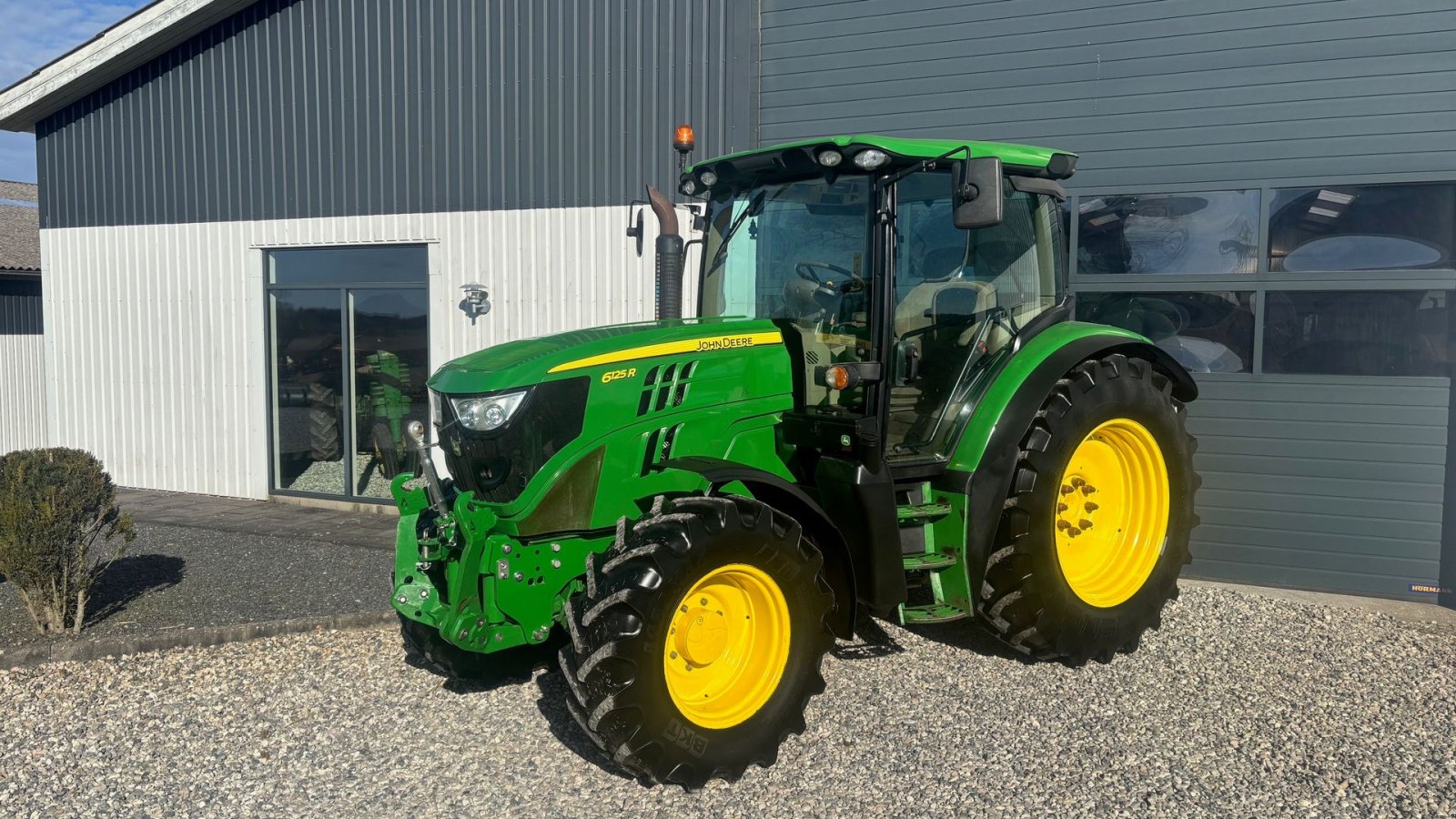 Traktor za tip John Deere 6125R, Gebrauchtmaschine u Thorsø (Slika 1)