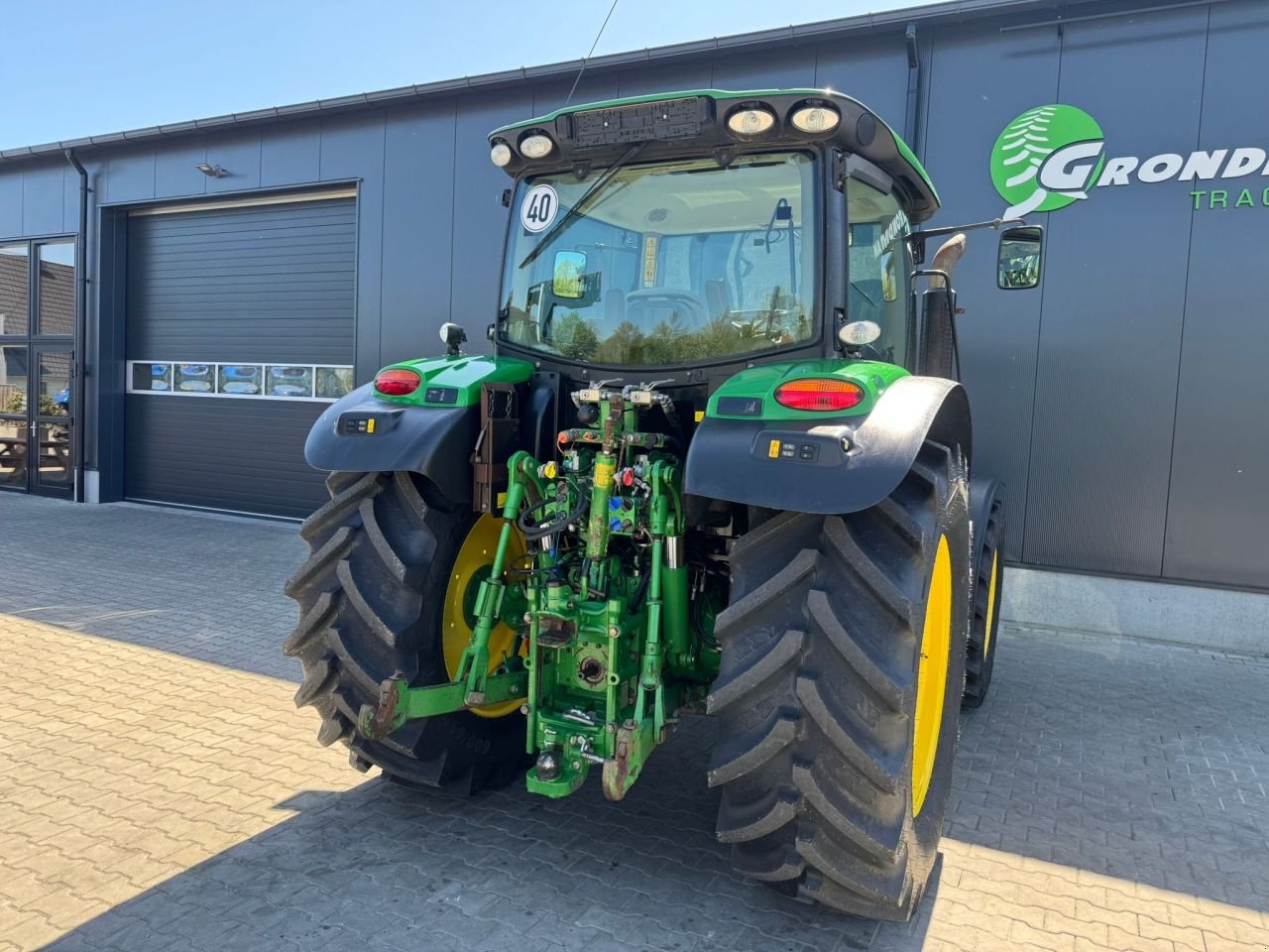 Traktor типа John Deere 6125R, Gebrauchtmaschine в Daarle (Фотография 5)