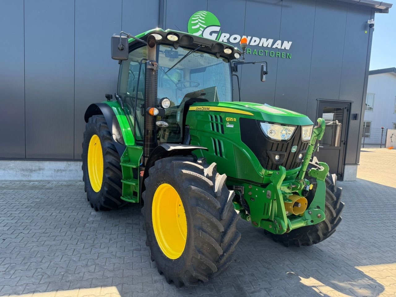 Traktor типа John Deere 6125R, Gebrauchtmaschine в Daarle (Фотография 3)