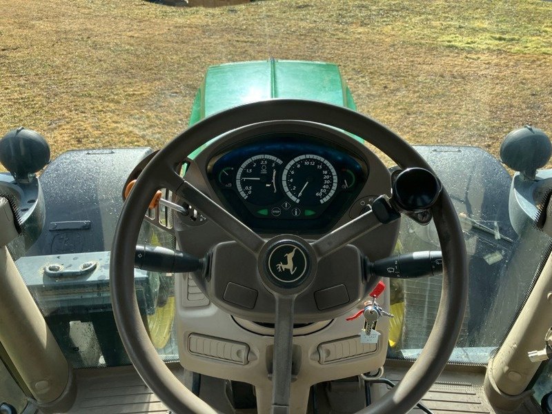 Traktor типа John Deere 6125R, Gebrauchtmaschine в Arbedo (Фотография 7)