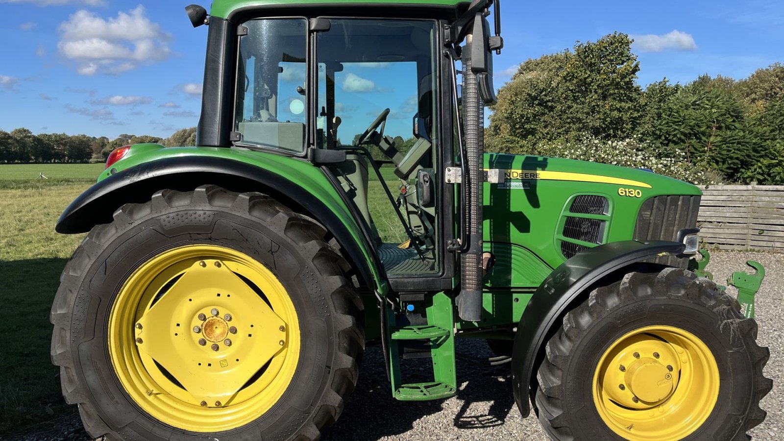 Traktor типа John Deere 6130  40km/t, Gebrauchtmaschine в Borre (Фотография 1)