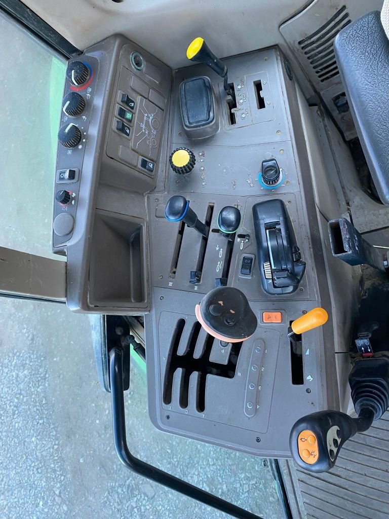 Traktor типа John Deere 6130   VENTE DIRECTE CLIENT CONTACTER LE 06.71.73, Gebrauchtmaschine в YTRAC (Фотография 10)