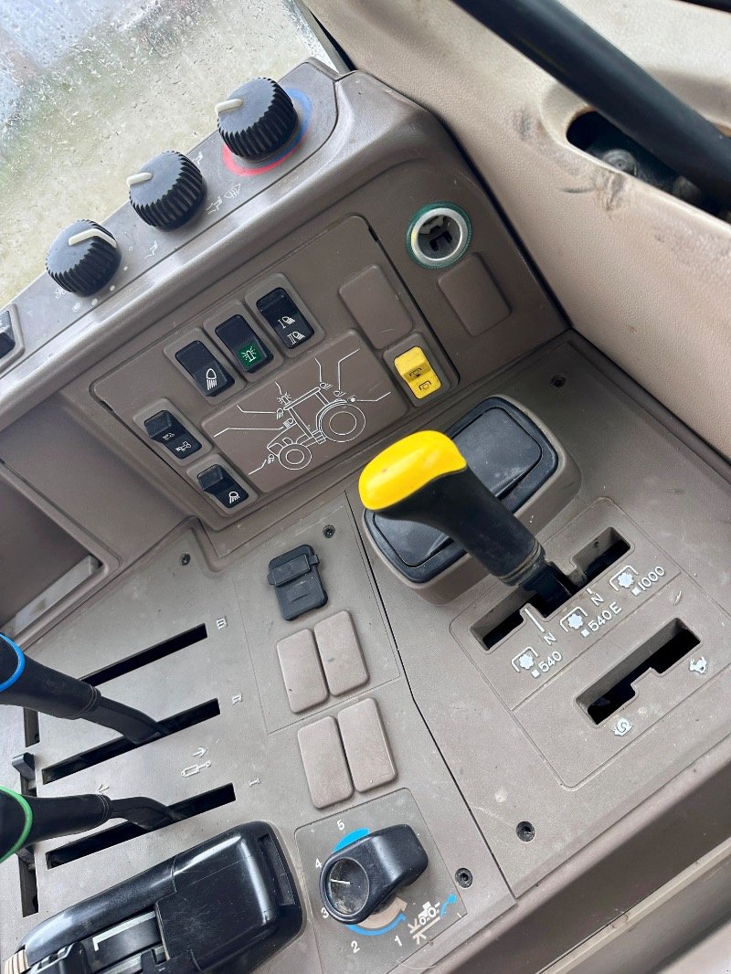 Traktor типа John Deere 6130M AQuad, Gebrauchtmaschine в Liebenwalde (Фотография 12)