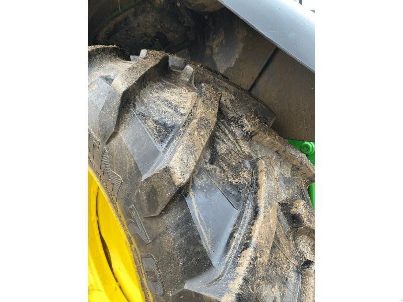 Traktor типа John Deere 6130M, Gebrauchtmaschine в SAINT-GERMAIN DU PUY (Фотография 7)