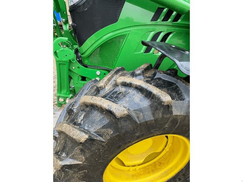 Traktor типа John Deere 6130M, Gebrauchtmaschine в SAINT-GERMAIN DU PUY (Фотография 5)