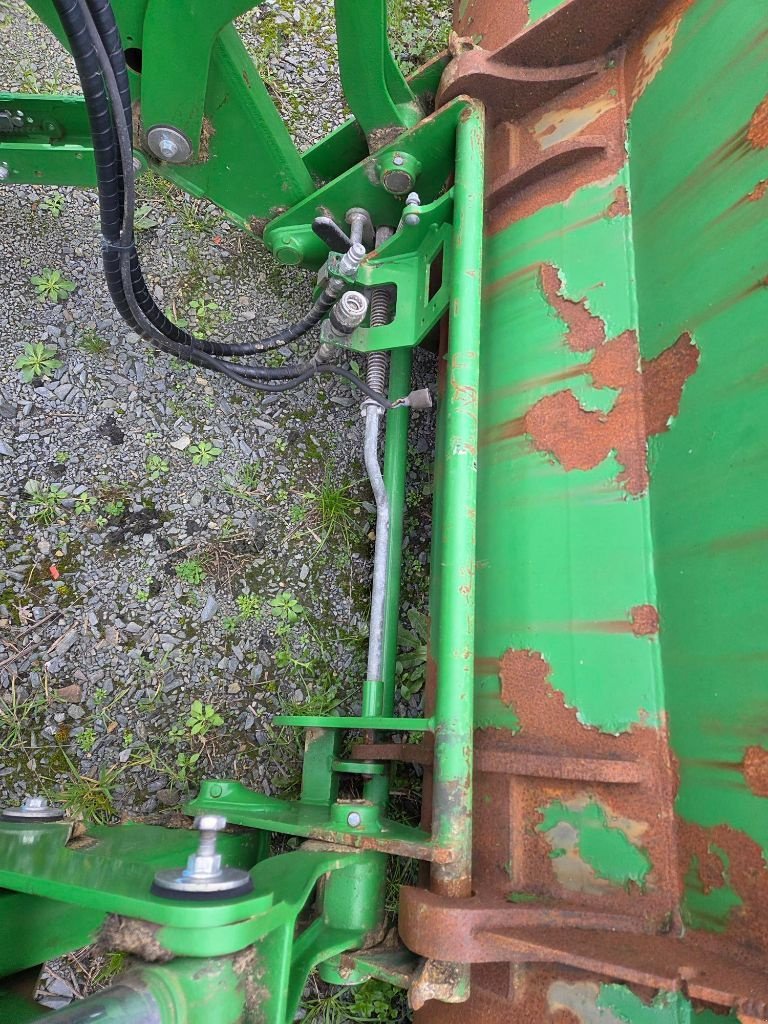 Traktor des Typs John Deere 6130M, Gebrauchtmaschine in COULVAIN (Bild 4)