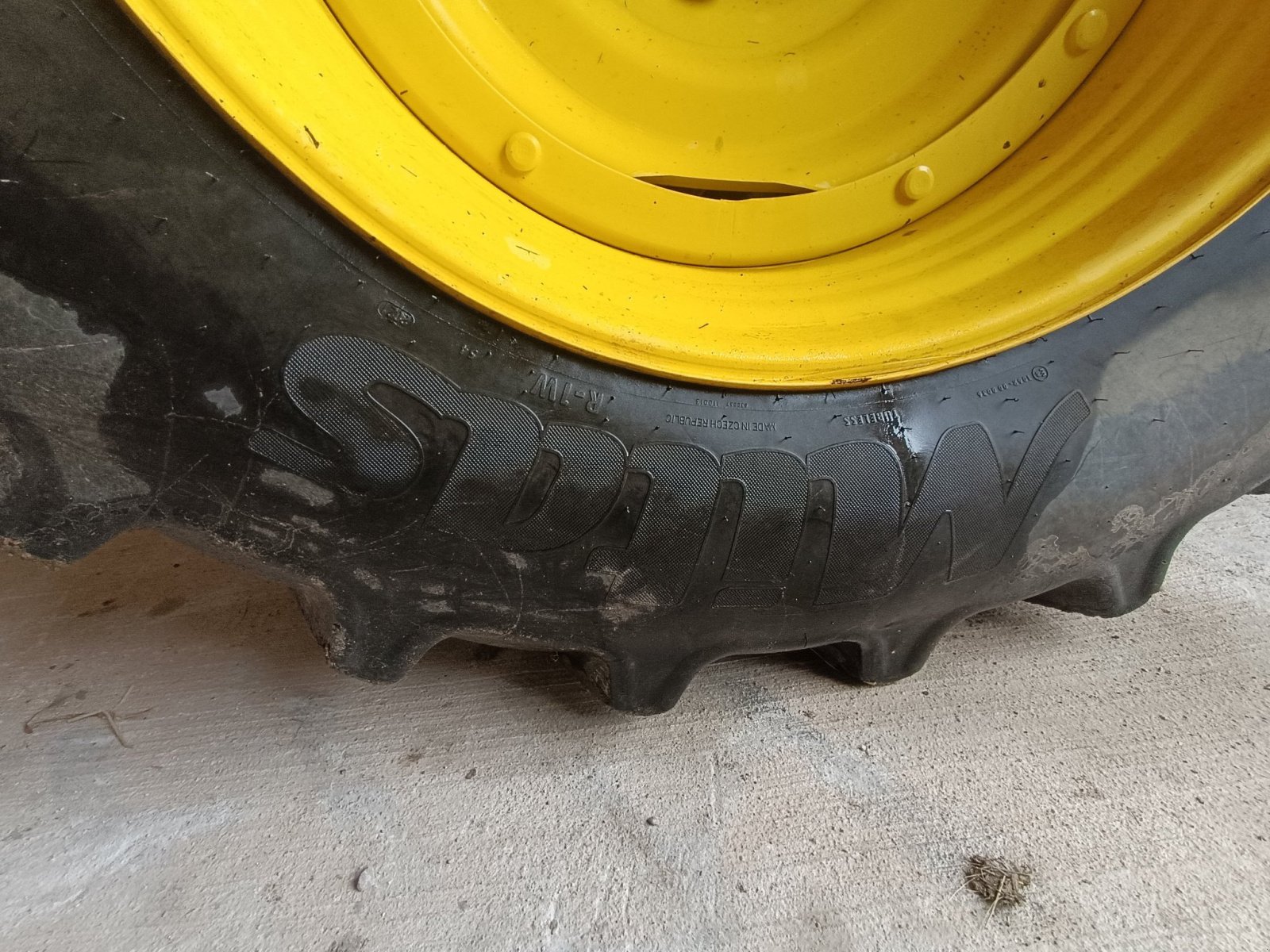 Traktor du type John Deere 6130M, Gebrauchtmaschine en Le Horps (Photo 11)