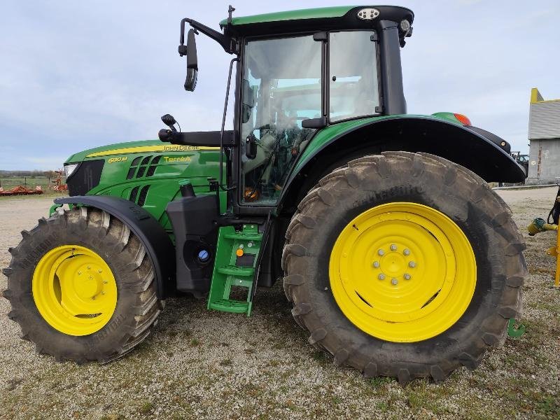 Traktor tip John Deere 6130M, Gebrauchtmaschine in CHAUMESNIL (Poză 3)