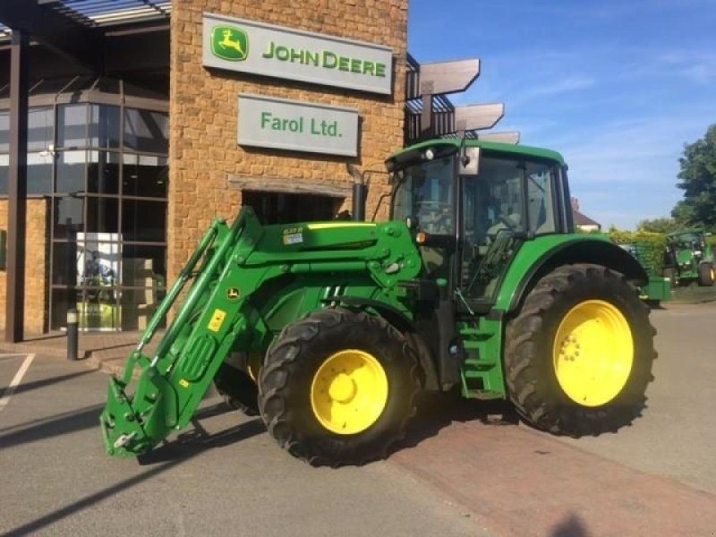 Traktor of the type John Deere 6130m, Gebrauchtmaschine in THAME (Picture 1)