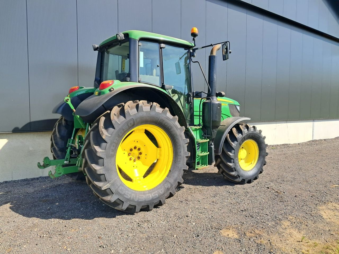 Traktor des Typs John Deere 6130m, Gebrauchtmaschine in Dalfsen (Bild 4)