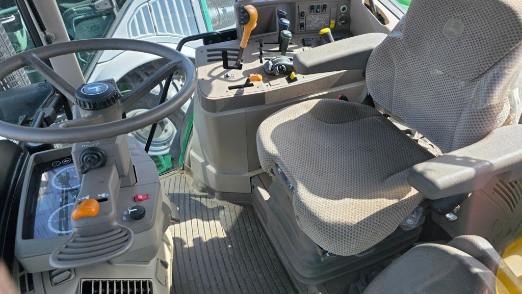 Traktor типа John Deere 6130M, Gebrauchtmaschine в Altendorf (Фотография 11)