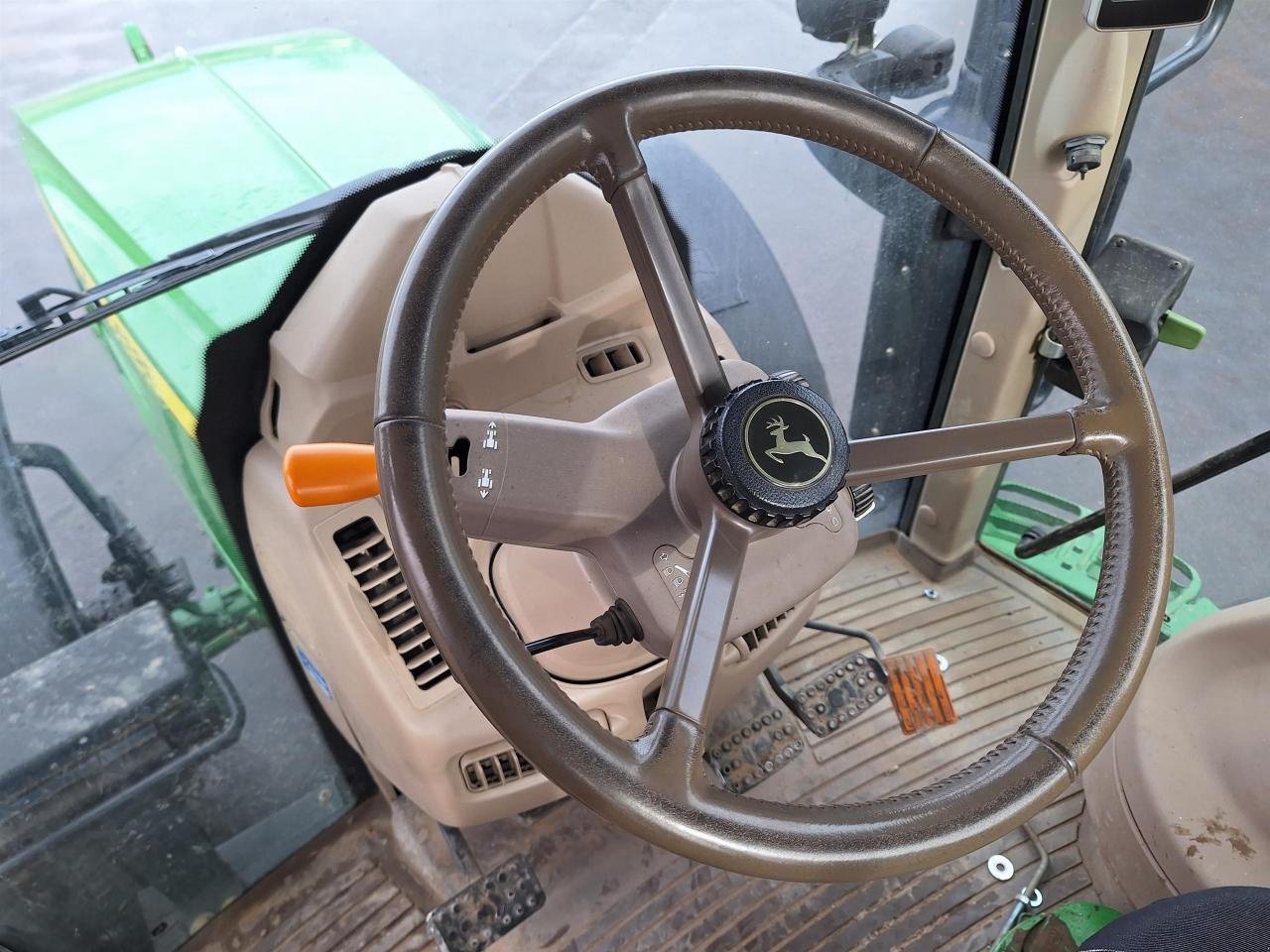 Traktor des Typs John Deere 6130M, Gebrauchtmaschine in Zweibrücken (Bild 16)