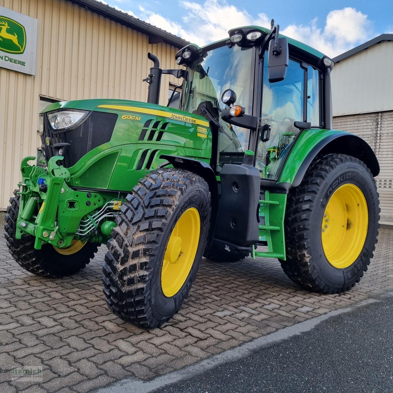 Traktor des Typs John Deere 6130M, Gebrauchtmaschine in Drebach (Bild 1)