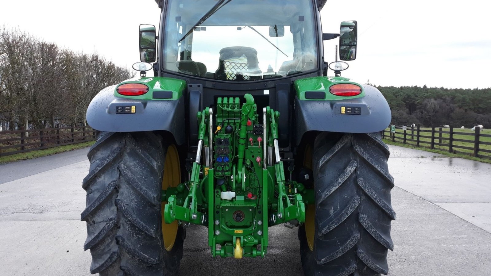 Traktor del tipo John Deere 6130R m/frontlift Autotrack aktiveret, Gebrauchtmaschine en Toftlund (Imagen 4)