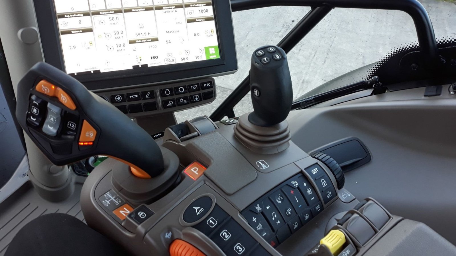 Traktor del tipo John Deere 6130R m/frontlift Autotrack aktiveret, Gebrauchtmaschine en Toftlund (Imagen 7)