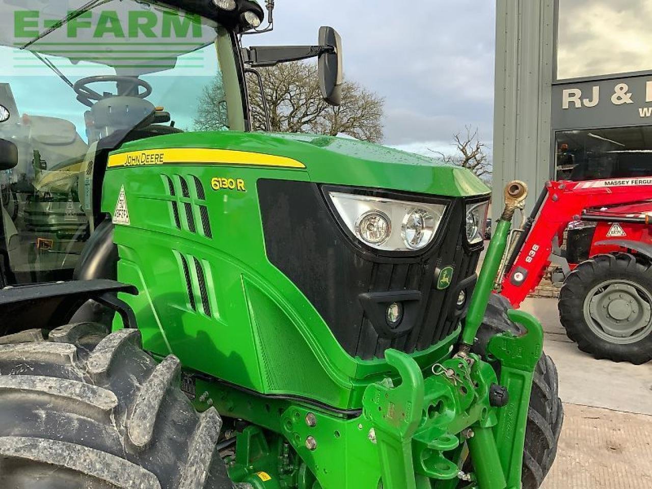 Traktor типа John Deere 6130r premium edition tractor (st25360), Gebrauchtmaschine в SHAFTESBURY (Фотография 13)