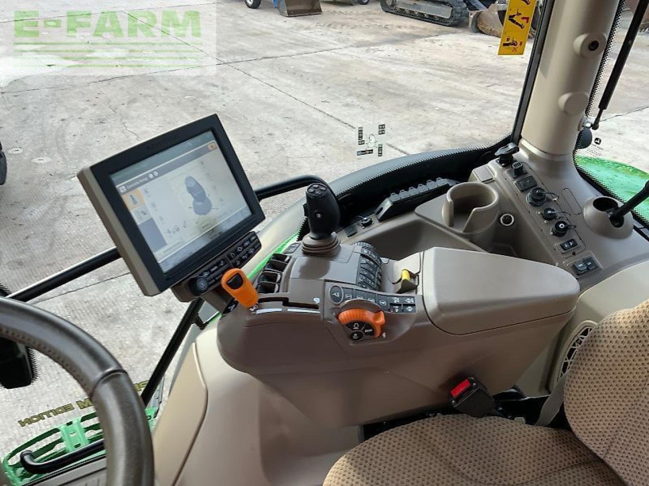 Traktor типа John Deere 6130r premium edition tractor (st25360), Gebrauchtmaschine в SHAFTESBURY (Фотография 20)