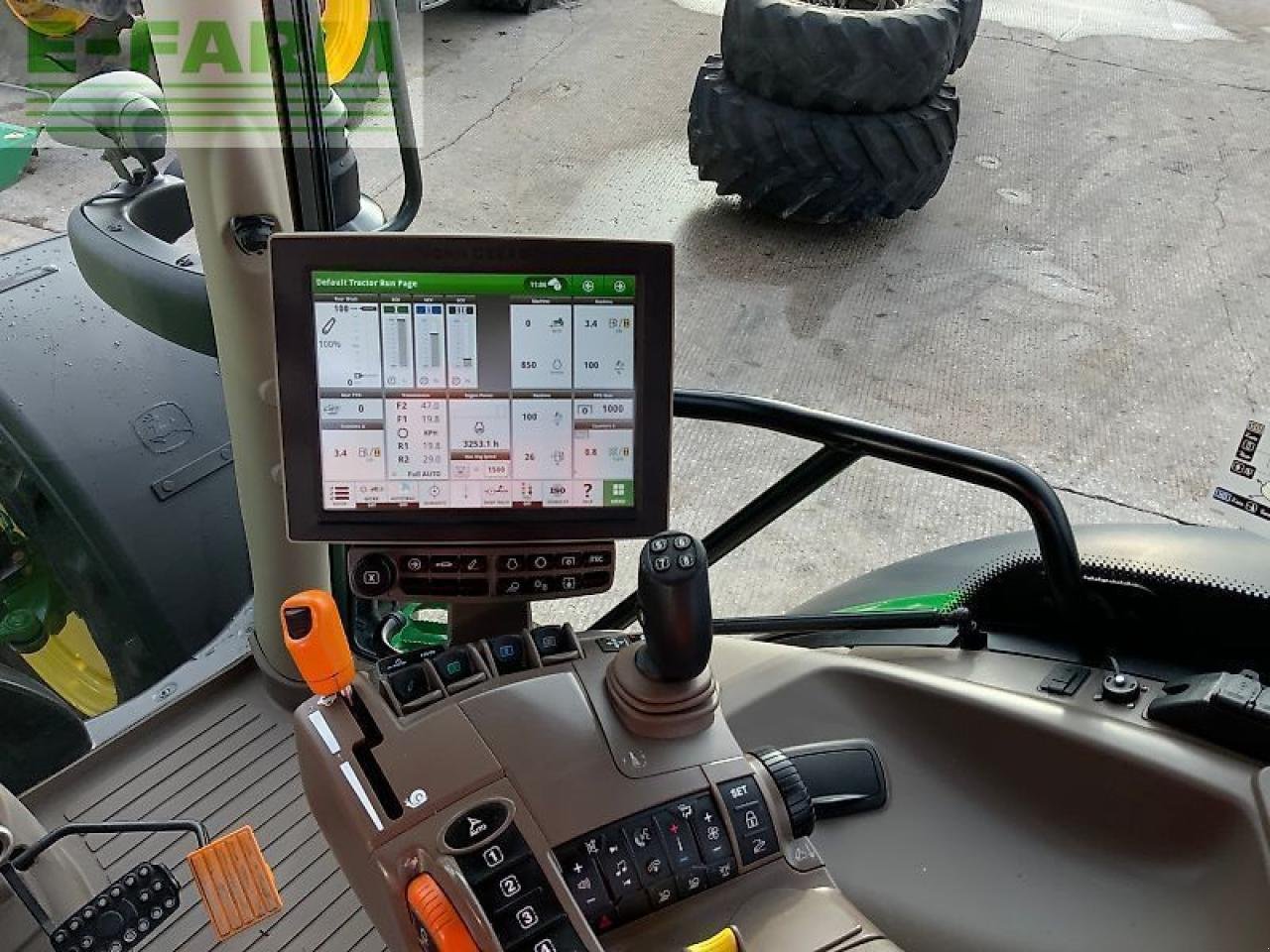 Traktor типа John Deere 6130r premium edition tractor (st25360), Gebrauchtmaschine в SHAFTESBURY (Фотография 21)