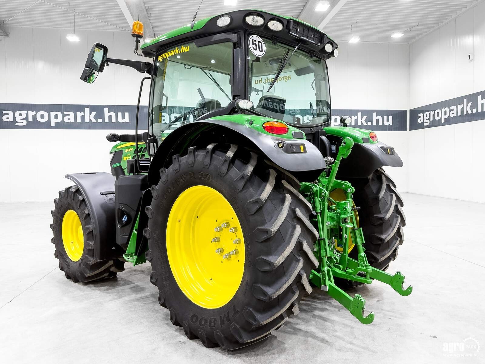 Traktor of the type John Deere 6130R, Gebrauchtmaschine in Csengele (Picture 4)