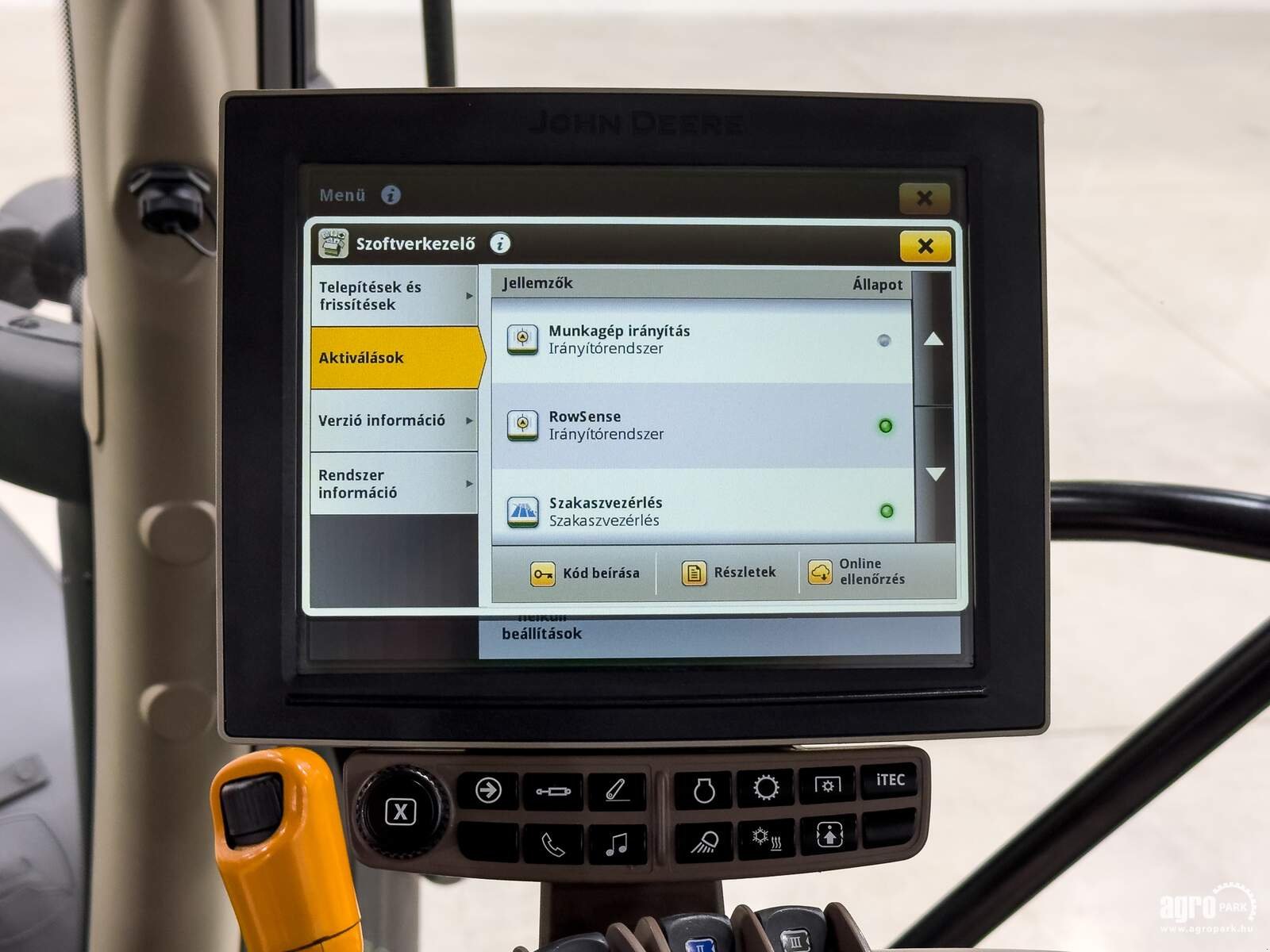 Traktor of the type John Deere 6130R, Gebrauchtmaschine in Csengele (Picture 23)