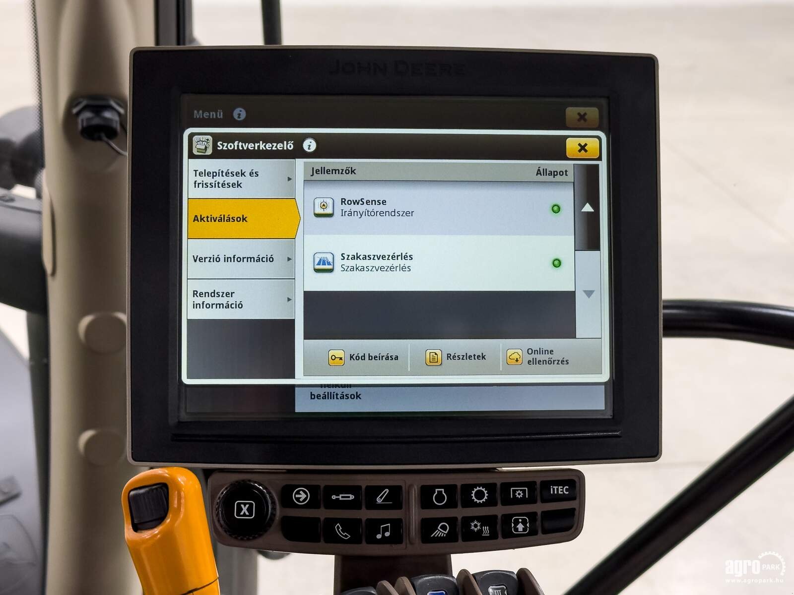 Traktor of the type John Deere 6130R, Gebrauchtmaschine in Csengele (Picture 24)