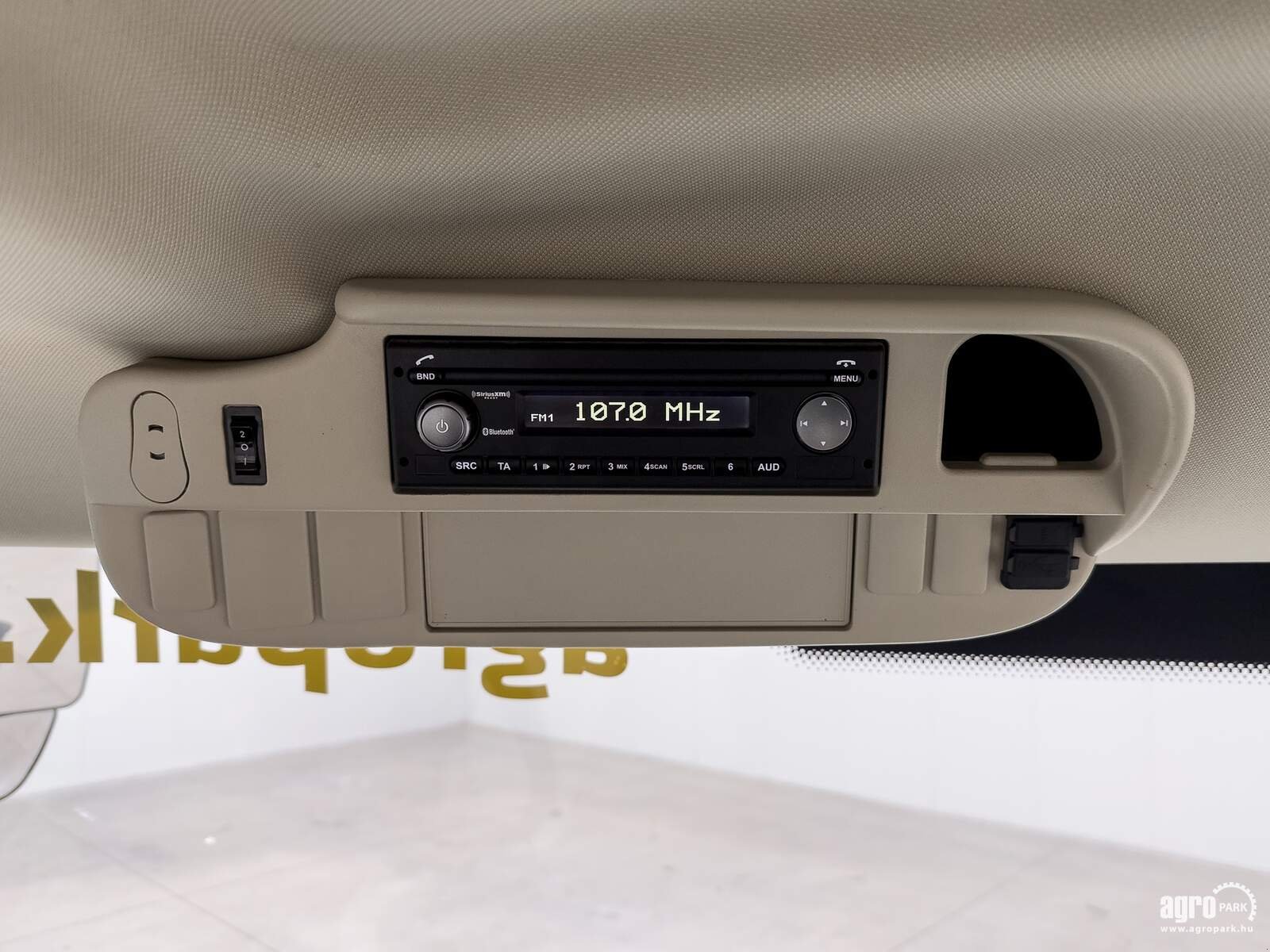 Traktor of the type John Deere 6130R, Gebrauchtmaschine in Csengele (Picture 28)