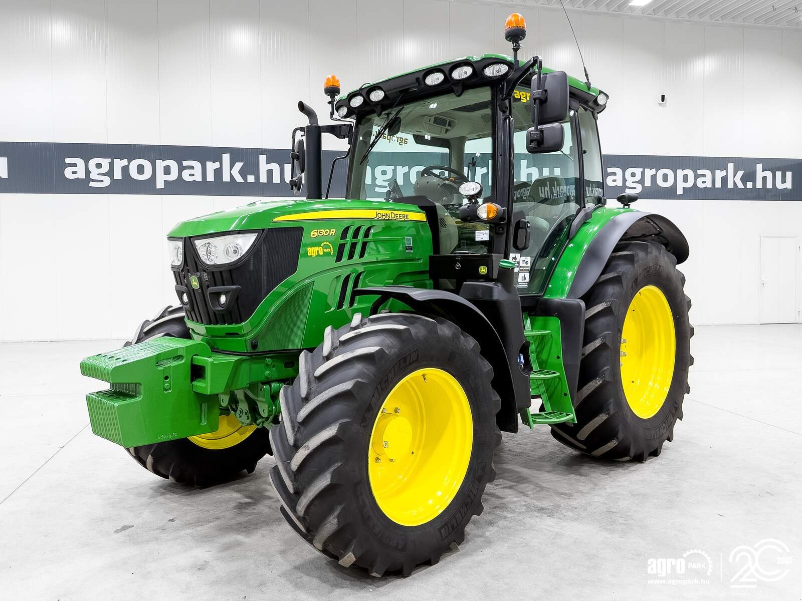 Traktor a típus John Deere 6130R, Gebrauchtmaschine ekkor: Csengele (Kép 1)