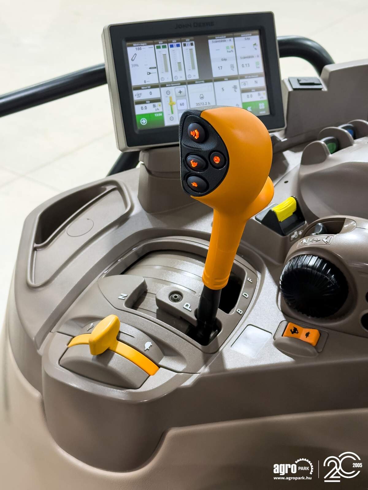 Traktor a típus John Deere 6130R, Gebrauchtmaschine ekkor: Csengele (Kép 12)