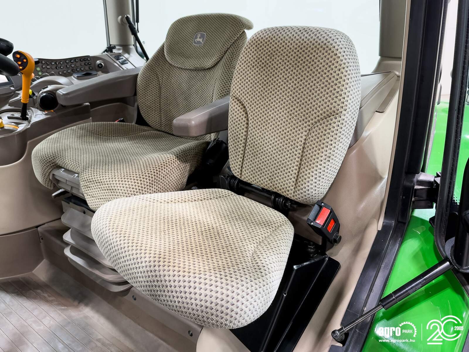 Traktor a típus John Deere 6130R, Gebrauchtmaschine ekkor: Csengele (Kép 28)