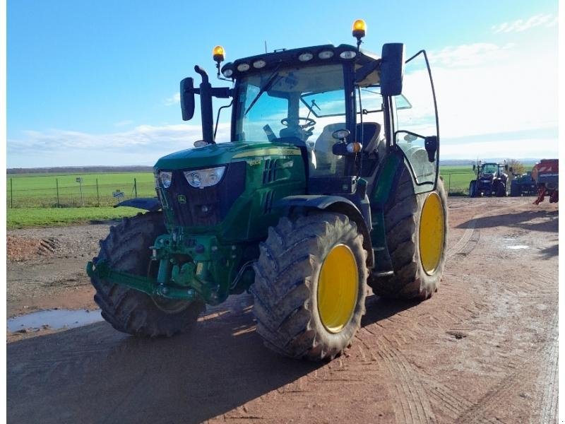 Traktor des Typs John Deere 6130R, Gebrauchtmaschine in SAINT-GERMAIN DU PUY (Bild 1)